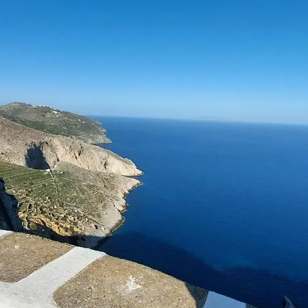 Apart-hotel Aegean Star Karavostasis (Folegandros)