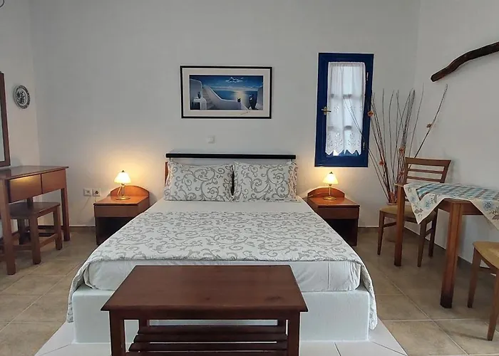 Aegean Star Karavostasis (Folegandros)