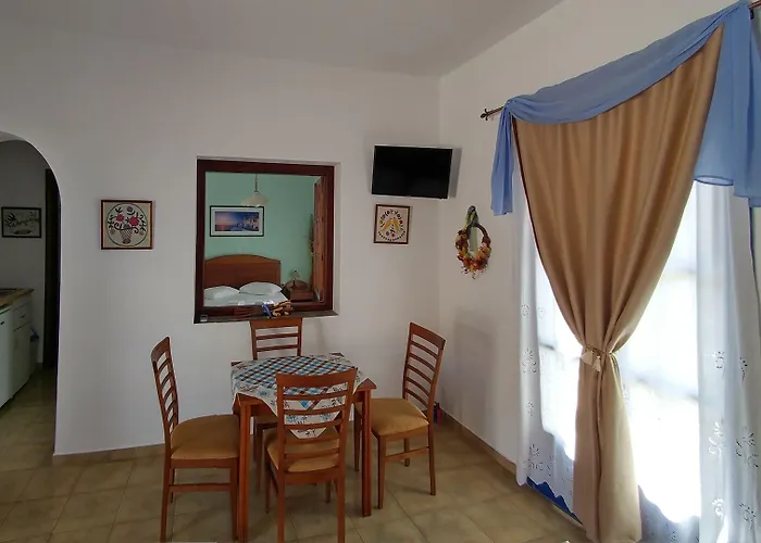 Aegean Star Karavostasis (Folegandros)