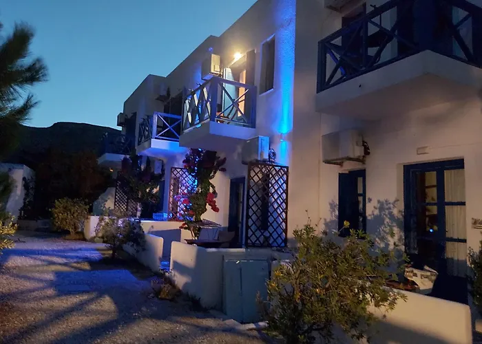 Aegean Star 3* Karavostasis (Folegandros)