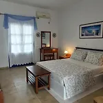 Apart Otel Aegean Star Karavostasis (Folegandros)